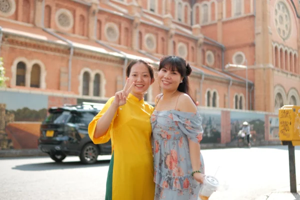 SAIGON SIGHTSEEING BY DAY - Hình ảnh 11