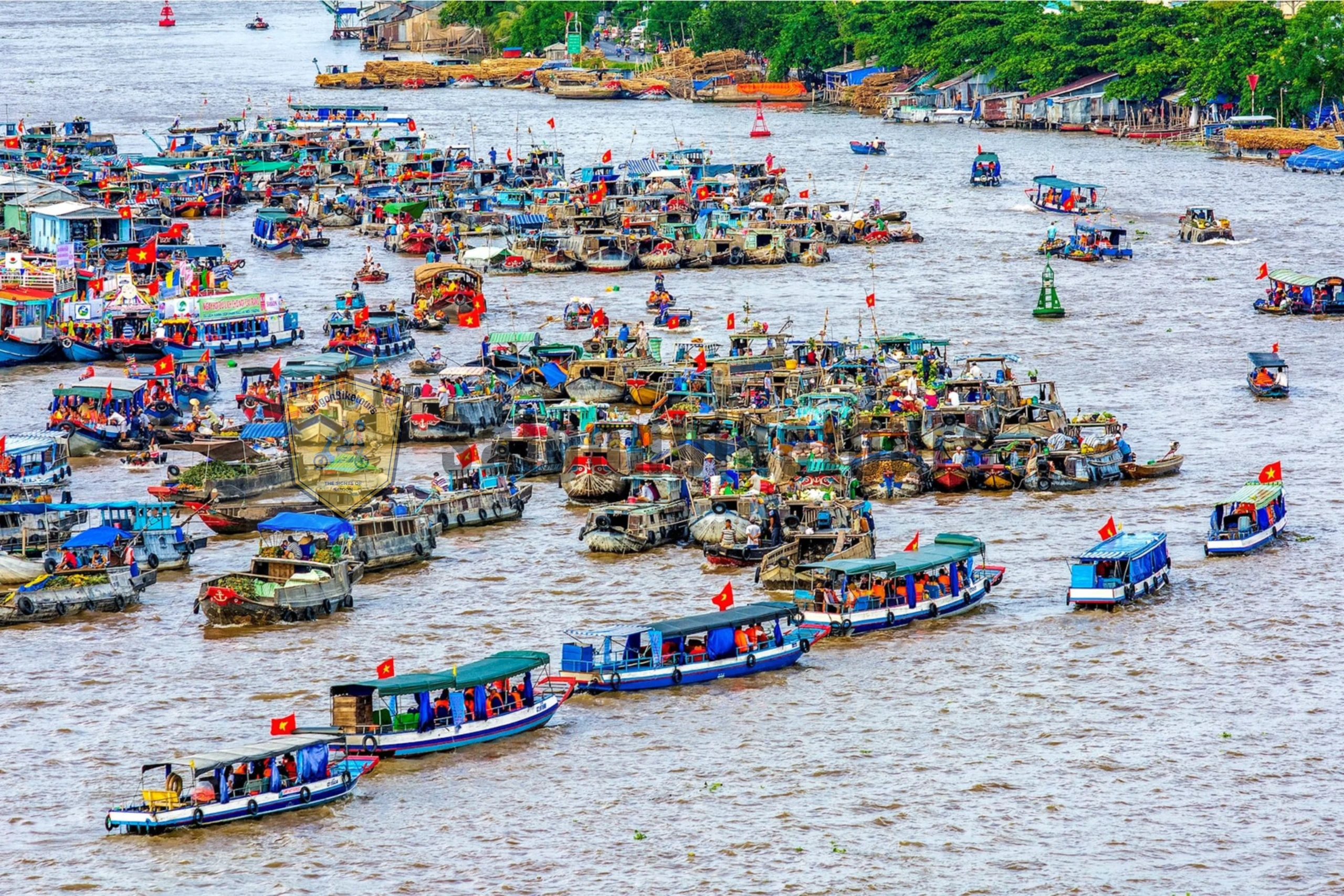 Chợ nổi ở ĐBSCL