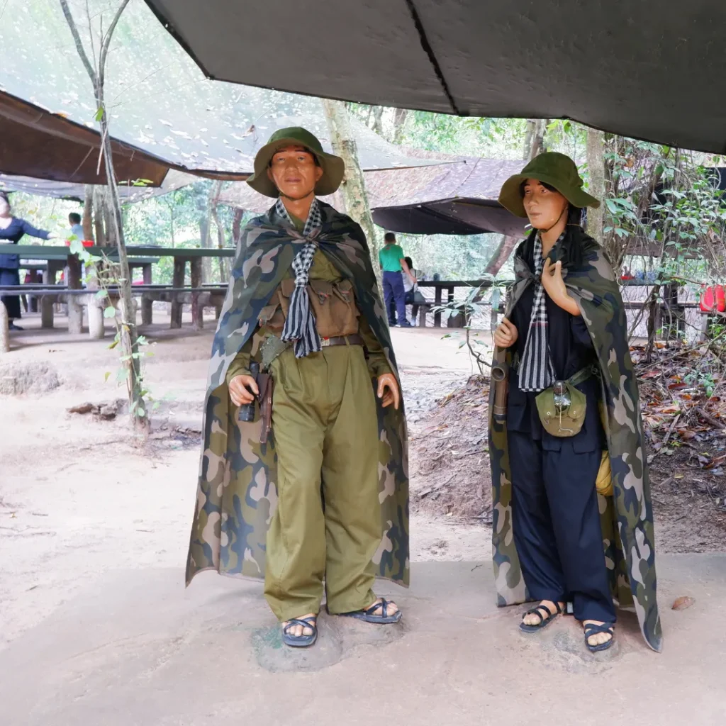 Tour Cu Chi Tunnels - Saigon Full Day