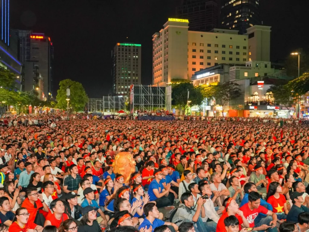 Nguyen Hue Walking Street